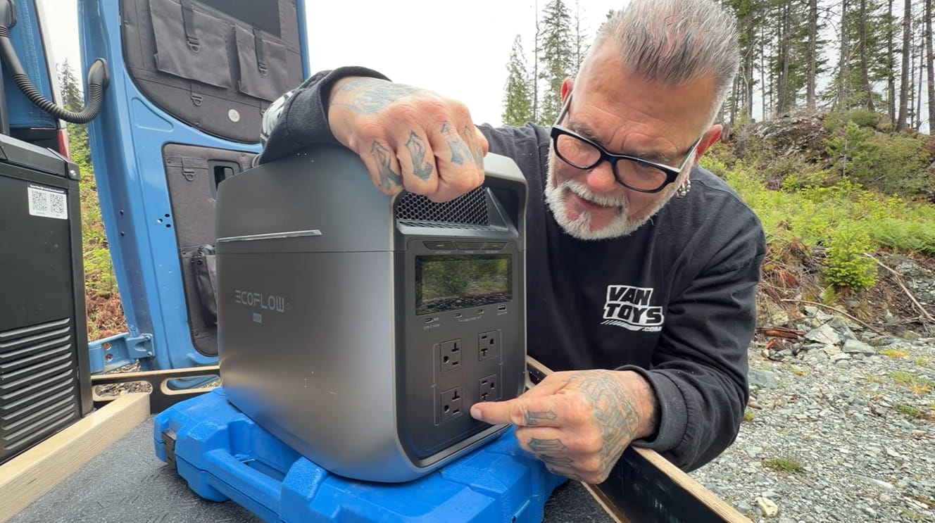 Ridge Top Camping With An Ocean View. Cooking With EcoFlow.